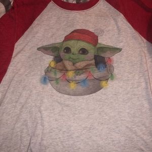 Baby Yoda Christmas Raglan Small